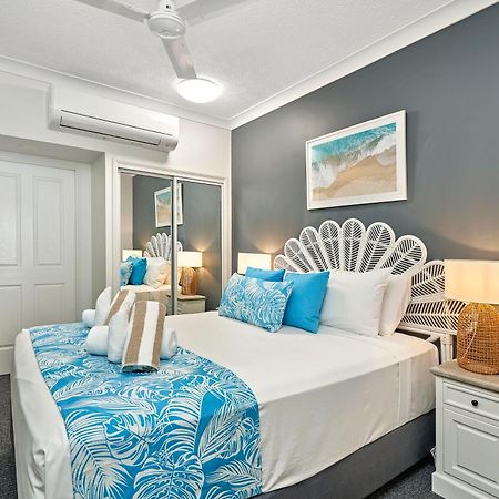Alassio Apartments With Direct Pool Access Palm Cove Kamer foto