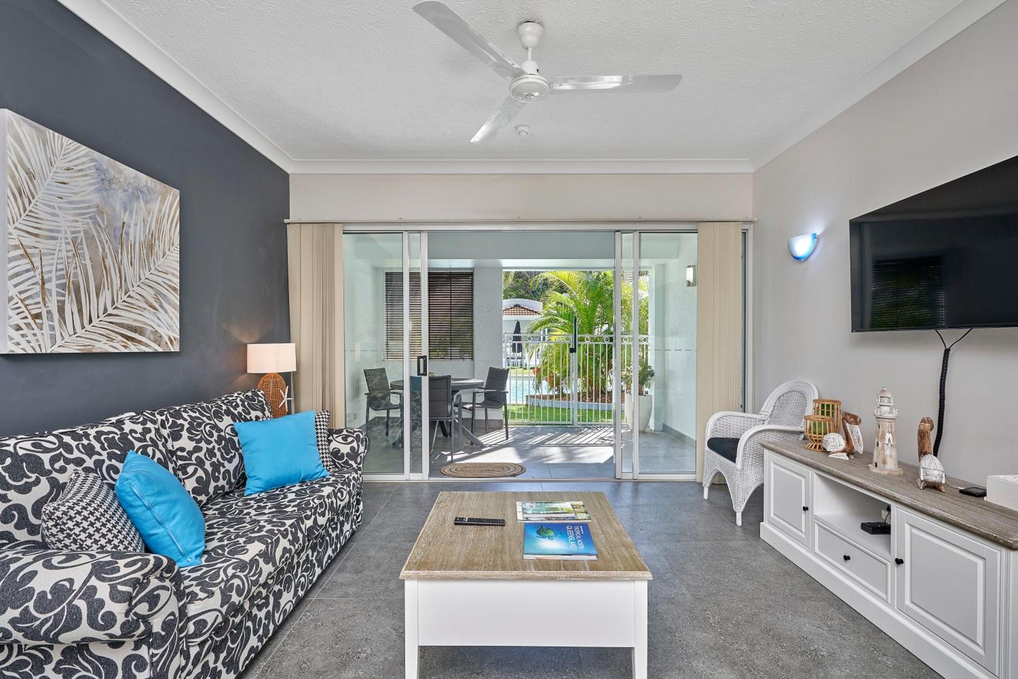 Alassio Apartments With Direct Pool Access Palm Cove Kamer foto
